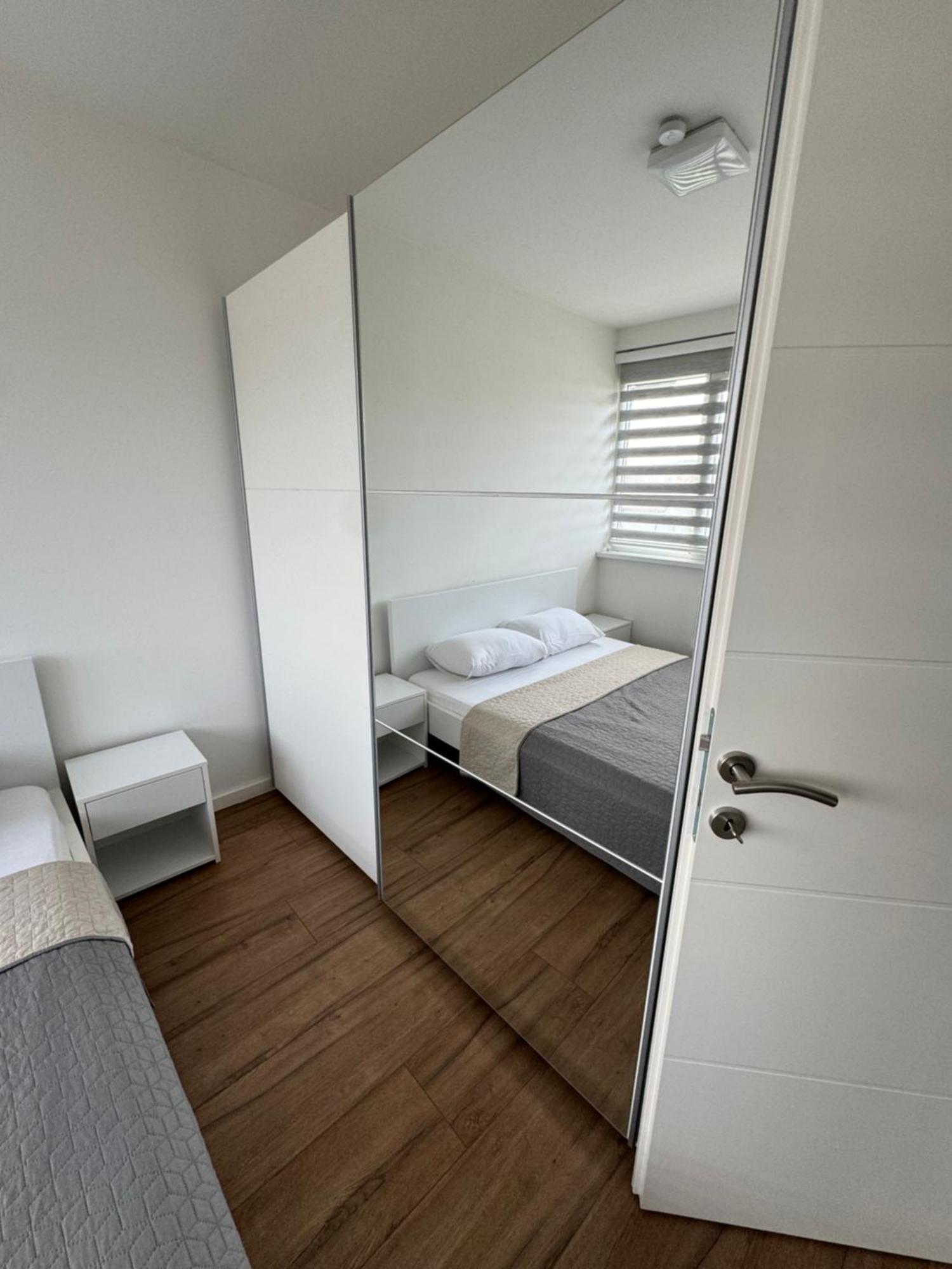 Xl Apartman Teslić Buitenkant foto