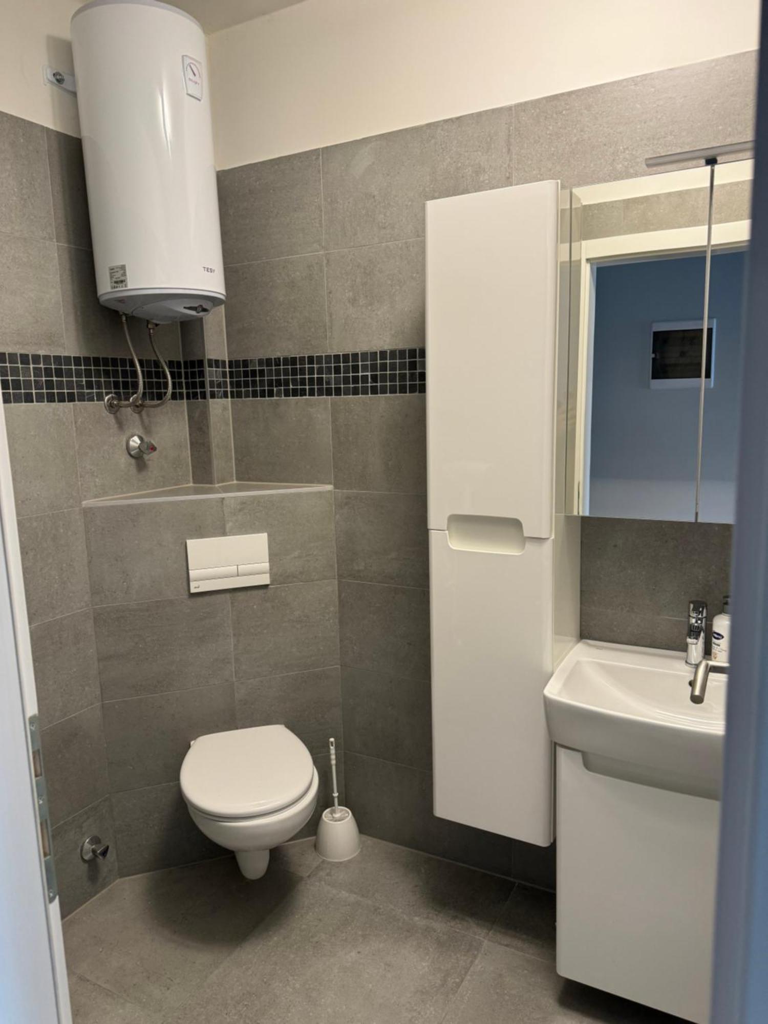 Xl Apartman Teslić Buitenkant foto