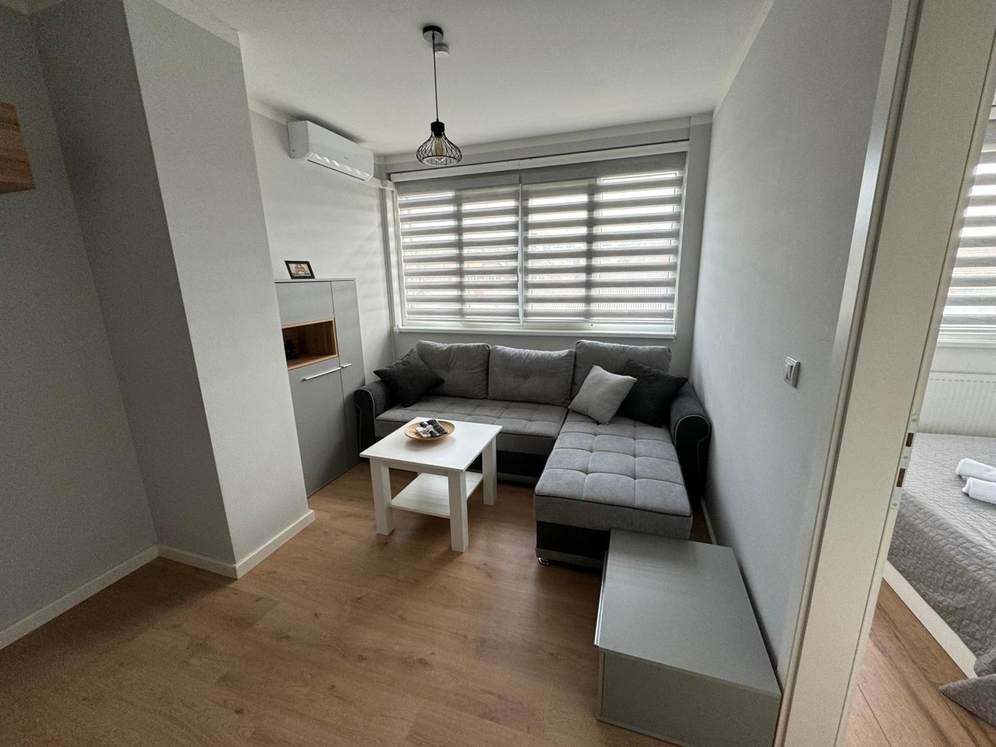 Xl Apartman Teslić Buitenkant foto